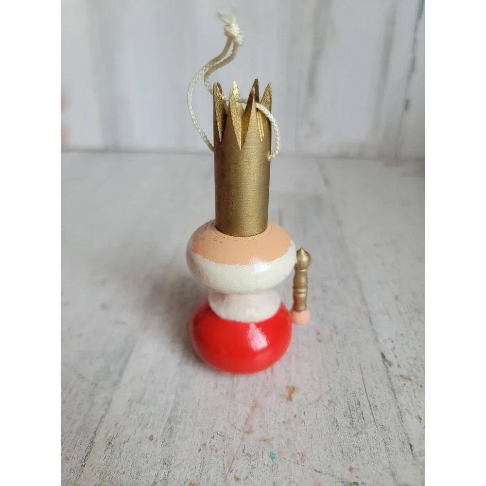 Vintage wooden king AS IS unique ornament Xmas royalty solider home